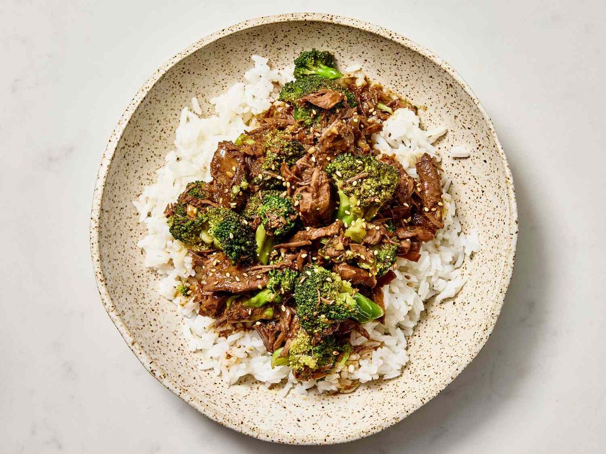 Slow Cooker Broccoli Beef