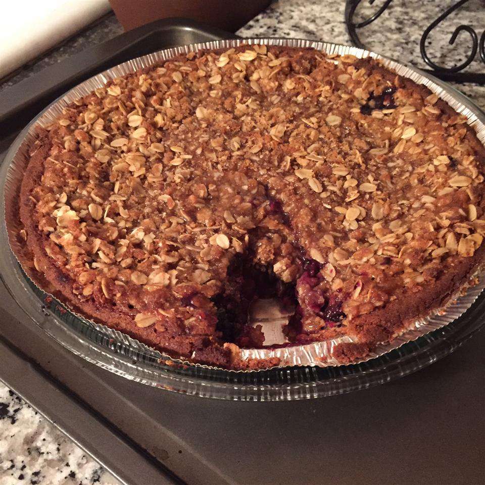 Concord Grape Crumble Pie 