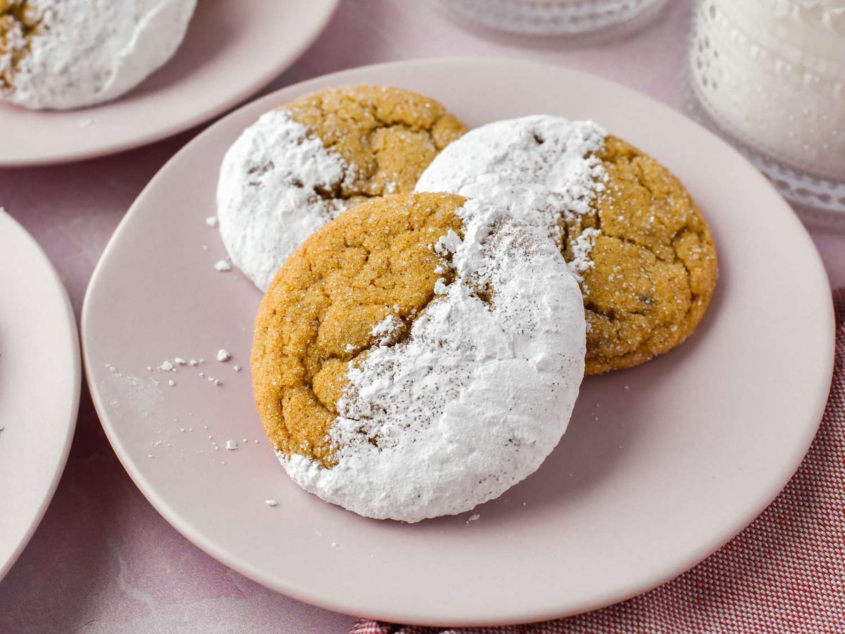 Spice Cookies with Crystallized Ginger